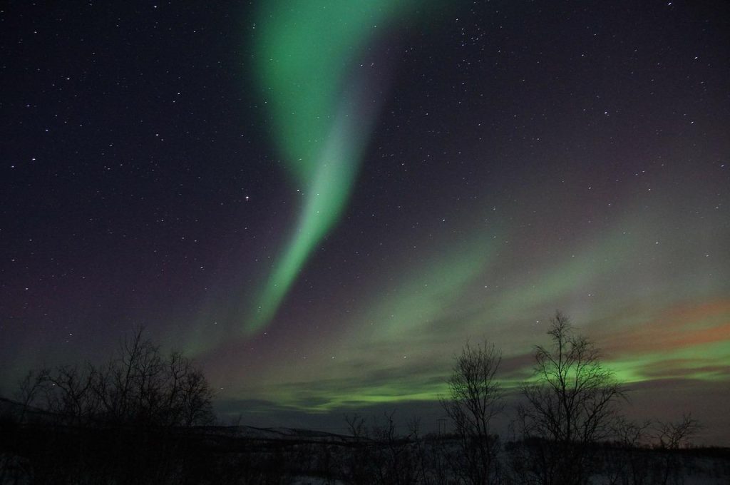 northern lights, sweden, lapland-225454.jpg